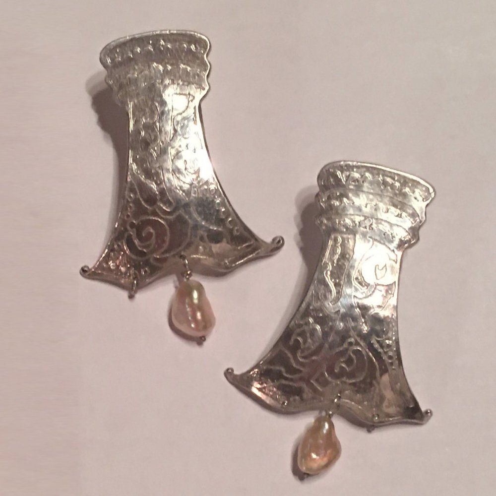 Sterling Silver Handmade Etched Floral Earrings with Pink Pearl